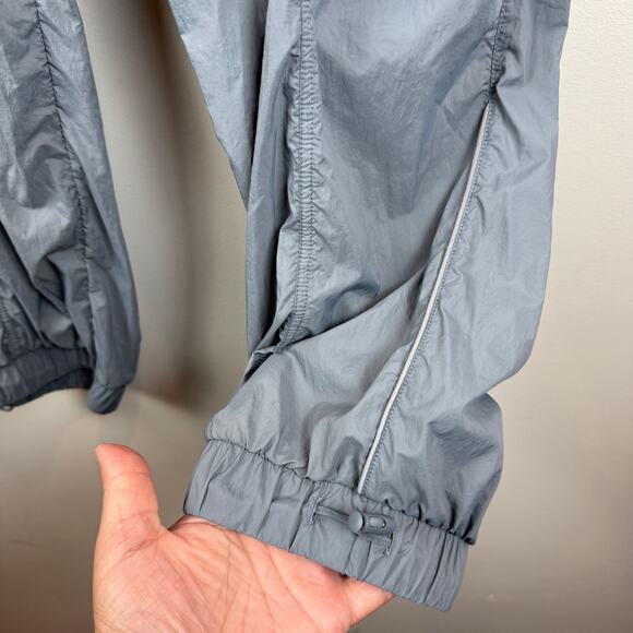 Fabletics Jogger Women's Medium Gray Ultra High-Waisted Piped Athleisure Active - Picture 5 of 9